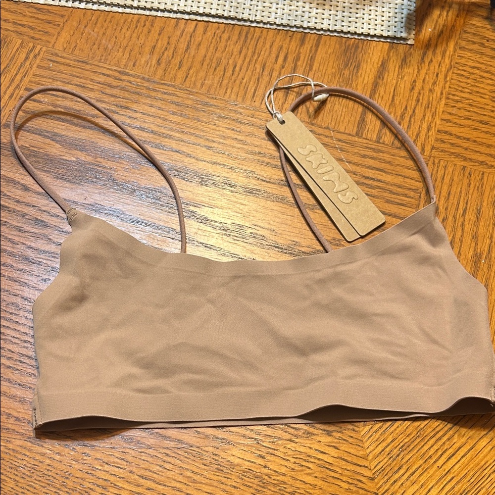 NWT SKIMS Seamless Nude Bralette